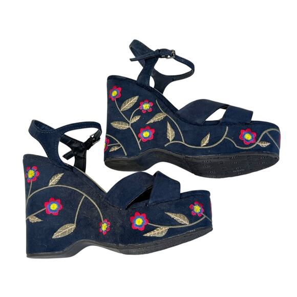 M.I.A. ZOEY Floral Embroidered Navy Blue Platform Slingback Chunky Sandals Sz 8 - Picture 7 of 11